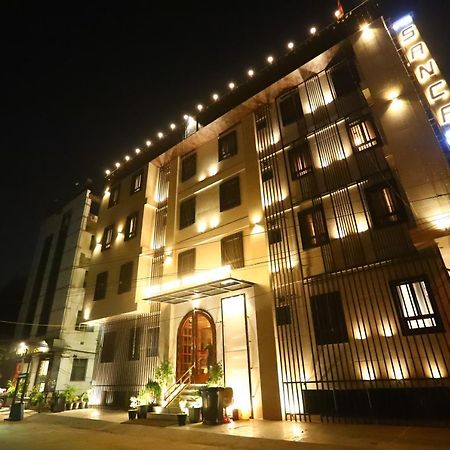 Sanca International Hotel In Patel Nagar Delhi 뉴델리 외부 사진