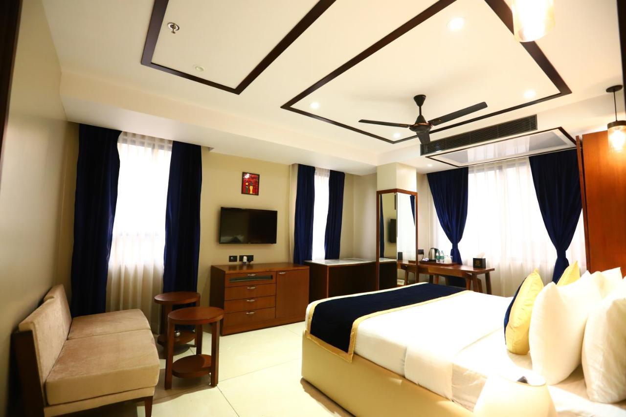 Sanca International Hotel In Patel Nagar Delhi 뉴델리 외부 사진