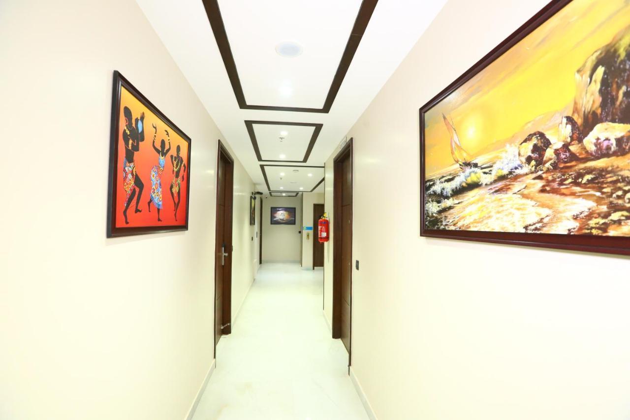 Sanca International Hotel In Patel Nagar Delhi 뉴델리 외부 사진
